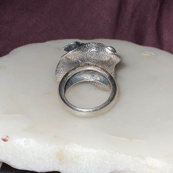 Silpada Flower Ring - Picture 3 of 5